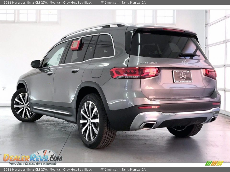 2021 Mercedes-Benz GLB 250 Mountain Grey Metallic / Black Photo #2