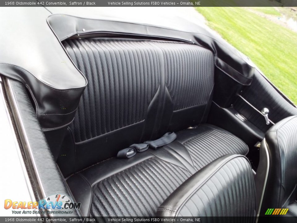 Rear Seat of 1968 Oldsmobile 442 Convertible Photo #26