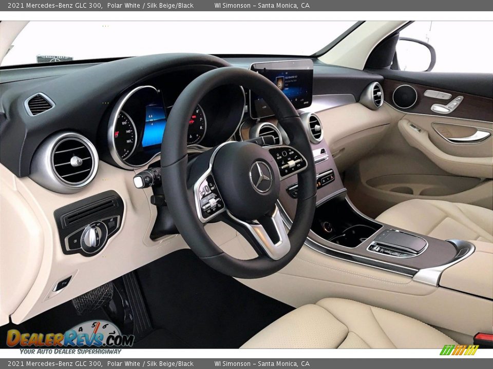 2021 Mercedes-Benz GLC 300 Polar White / Silk Beige/Black Photo #4