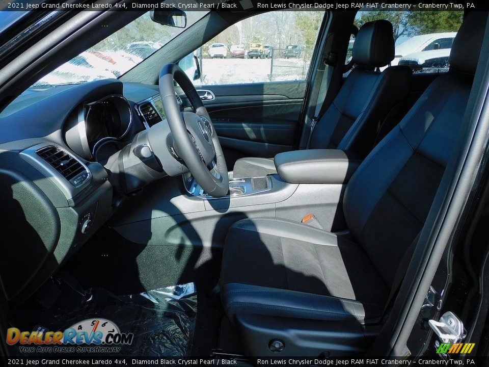 2021 Jeep Grand Cherokee Laredo 4x4 Diamond Black Crystal Pearl / Black Photo #11