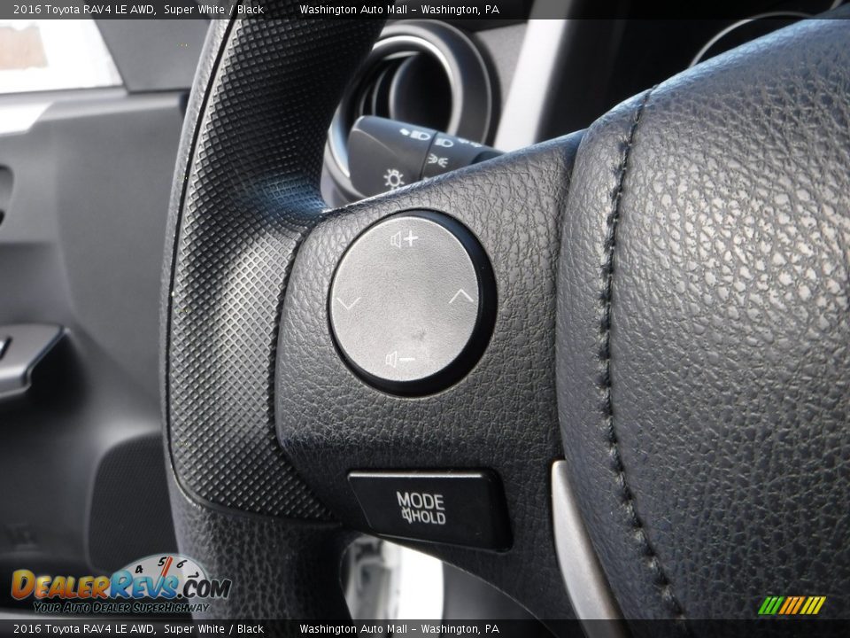 2016 Toyota RAV4 LE AWD Super White / Black Photo #6