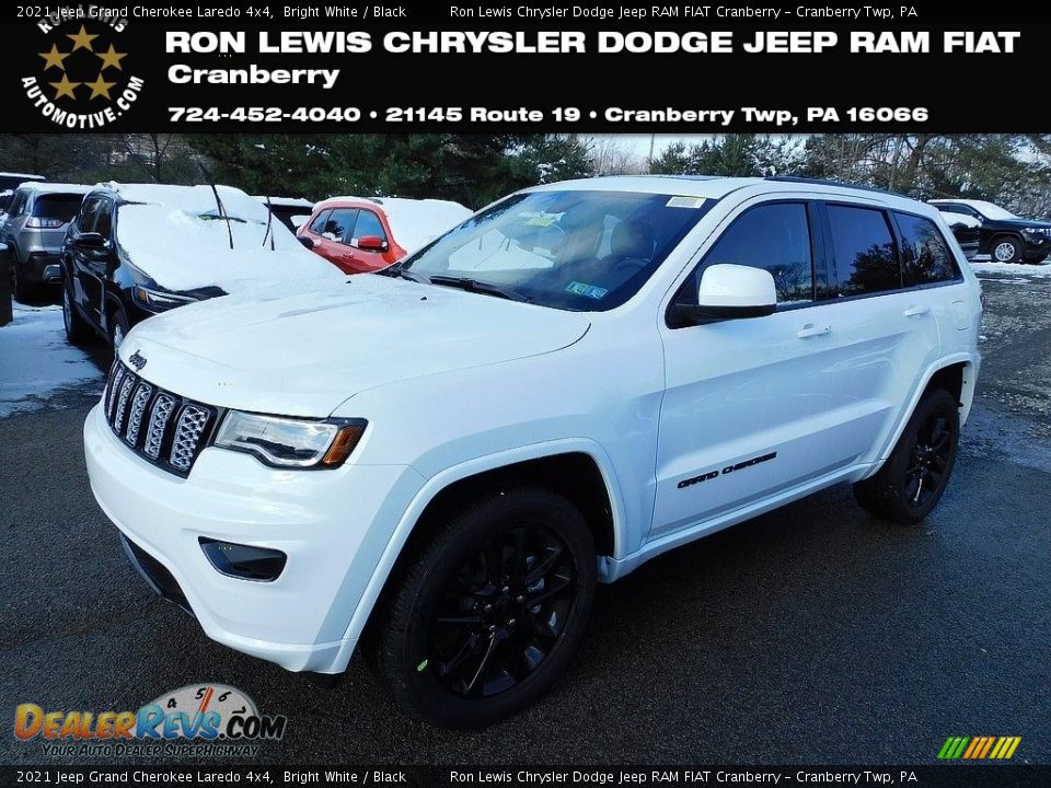 2021 Jeep Grand Cherokee Laredo 4x4 Bright White / Black Photo #1