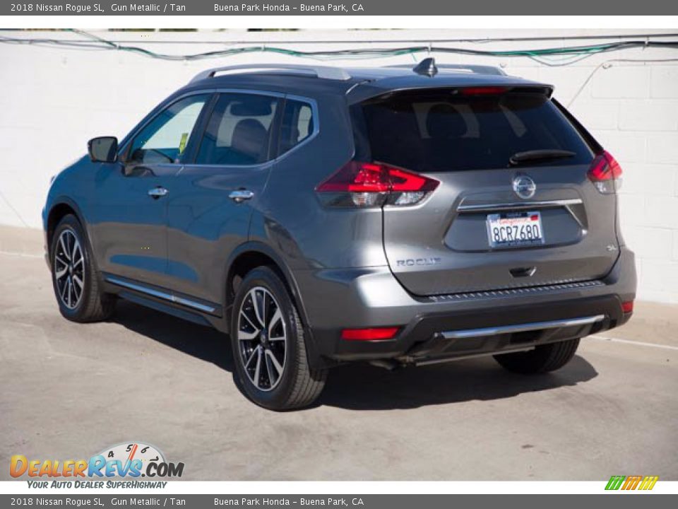 2018 Nissan Rogue SL Gun Metallic / Tan Photo #2