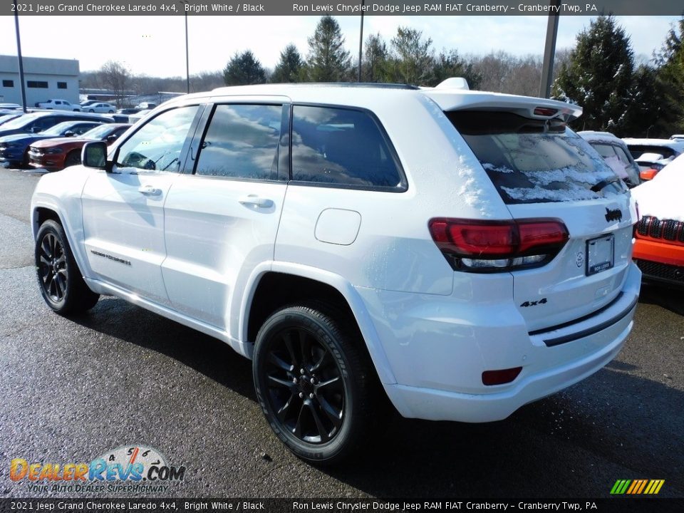 2021 Jeep Grand Cherokee Laredo 4x4 Bright White / Black Photo #8