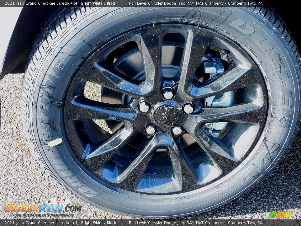 2021 Jeep Grand Cherokee Laredo 4x4 Bright White / Black Photo #10