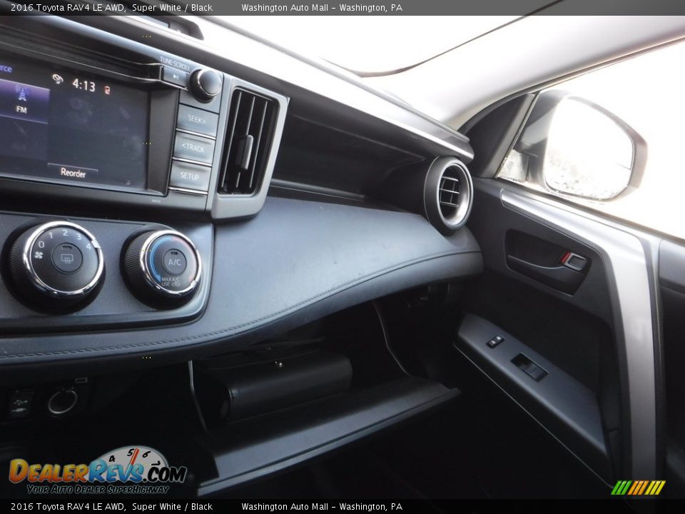 2016 Toyota RAV4 LE AWD Super White / Black Photo #21