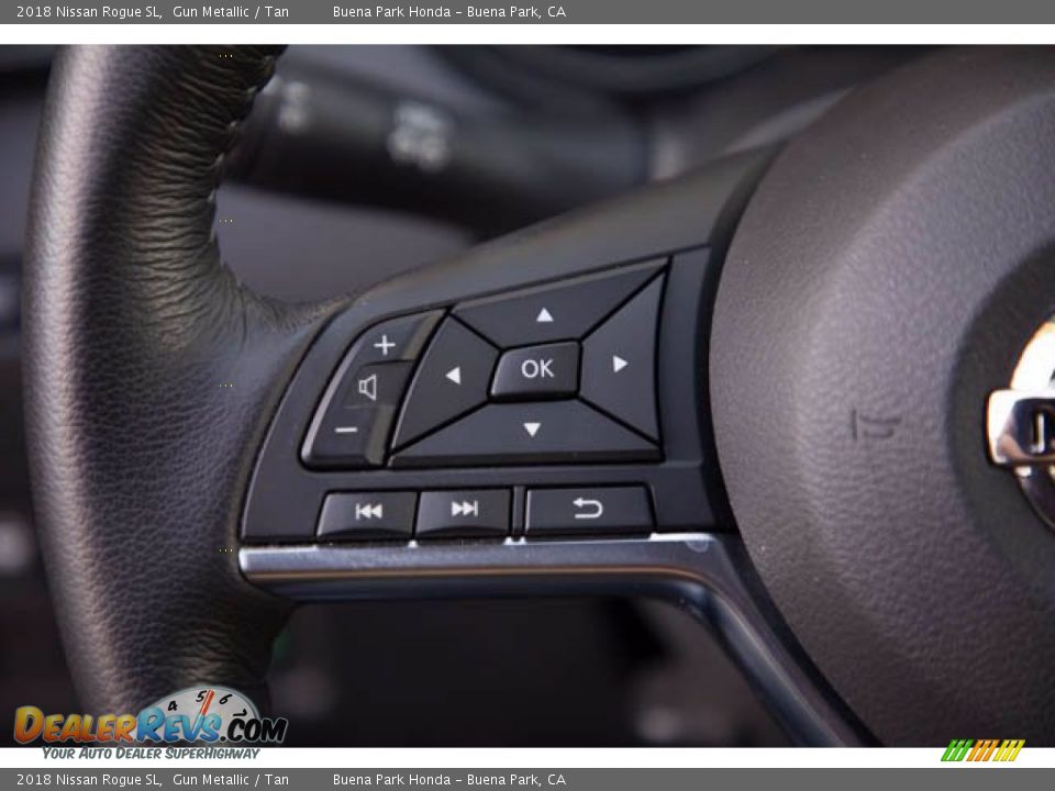 2018 Nissan Rogue SL Steering Wheel Photo #12