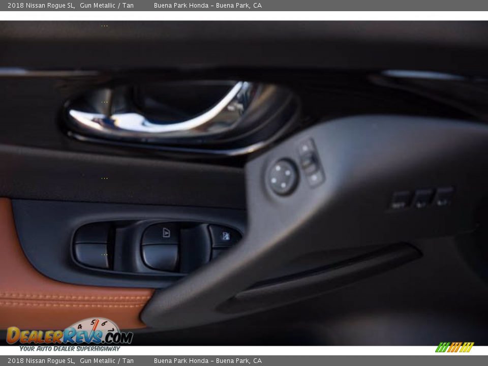 Door Panel of 2018 Nissan Rogue SL Photo #29