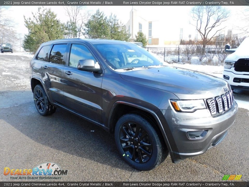 2021 Jeep Grand Cherokee Laredo 4x4 Granite Crystal Metallic / Black Photo #3