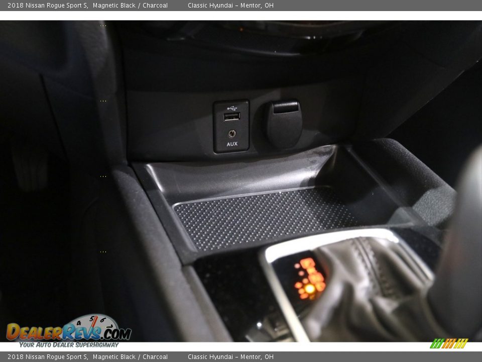 2018 Nissan Rogue Sport S Magnetic Black / Charcoal Photo #11