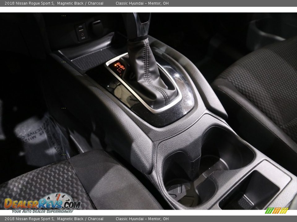 2018 Nissan Rogue Sport S Magnetic Black / Charcoal Photo #12