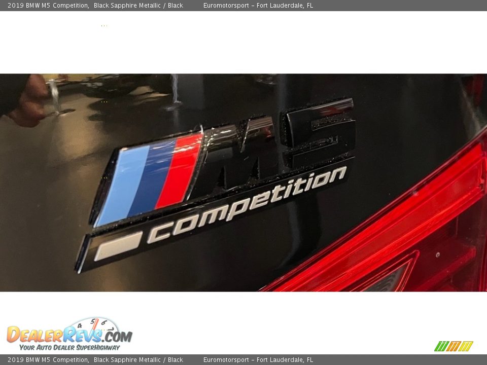 2019 BMW M5 Competition Black Sapphire Metallic / Black Photo #6