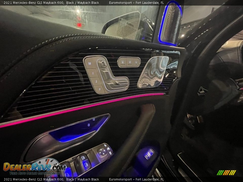 Door Panel of 2021 Mercedes-Benz GLS Maybach 600 Photo #6