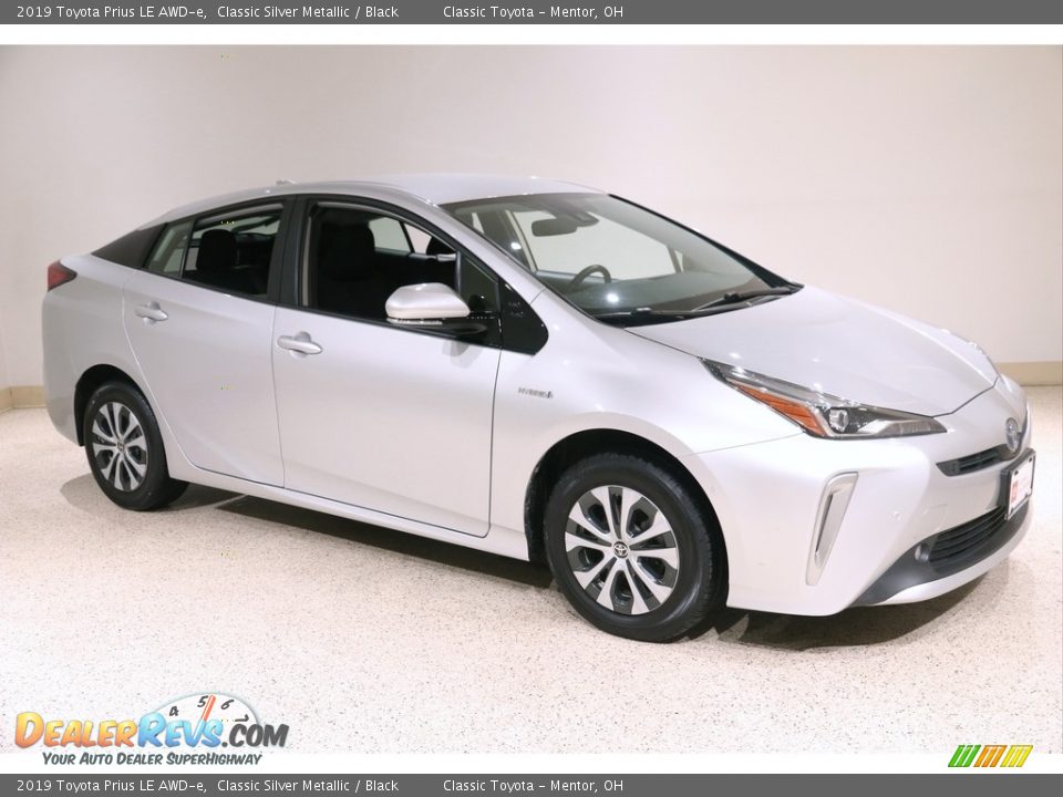 2019 Toyota Prius LE AWD-e Classic Silver Metallic / Black Photo #1