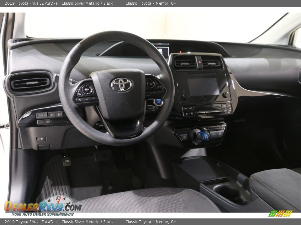 2019 Toyota Prius LE AWD-e Classic Silver Metallic / Black Photo #6