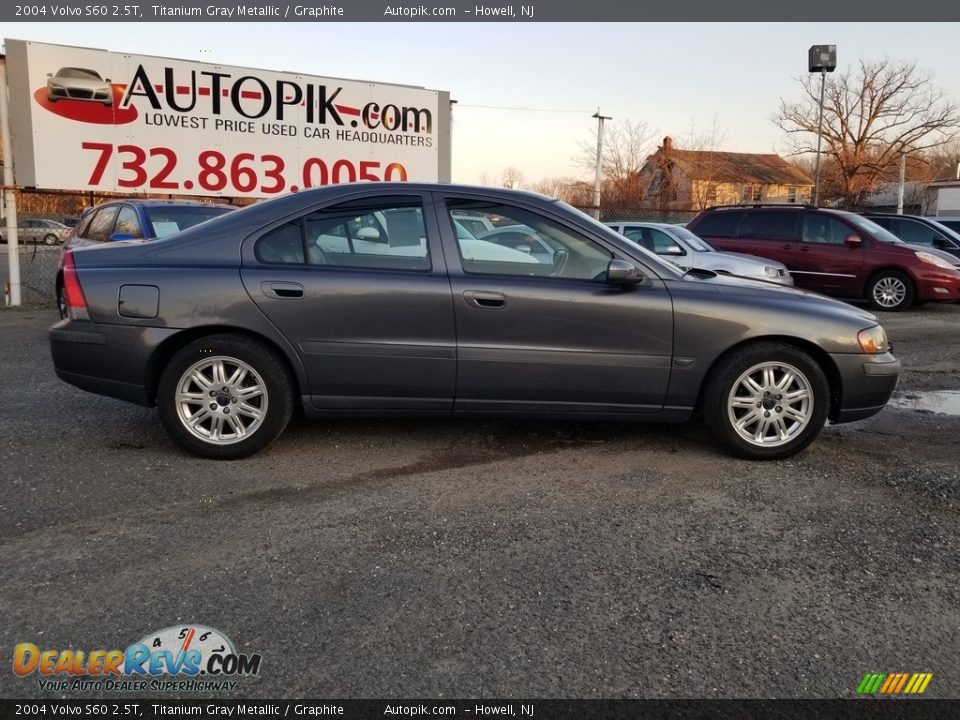 2004 Volvo S60 2.5T Titanium Gray Metallic / Graphite Photo #2