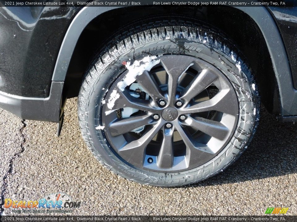 2021 Jeep Cherokee Latitude Lux 4x4 Diamond Black Crystal Pearl / Black Photo #10