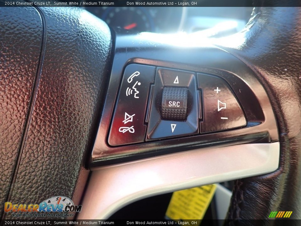 2014 Chevrolet Cruze LT Summit White / Medium Titanium Photo #24