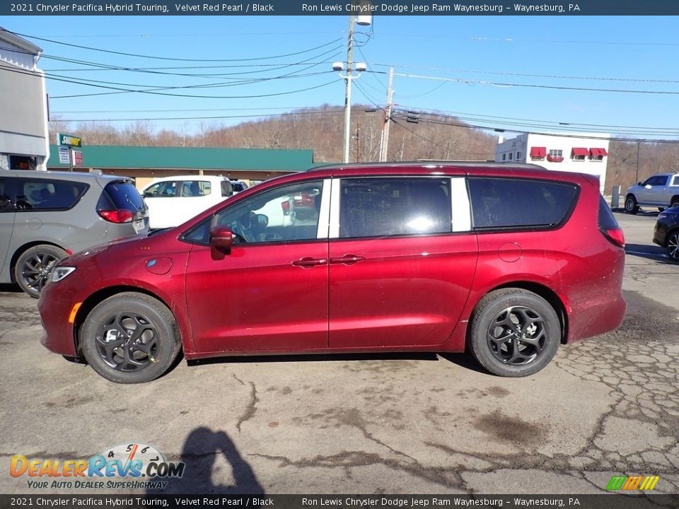 2021 Chrysler Pacifica Hybrid Touring Velvet Red Pearl / Black Photo #2