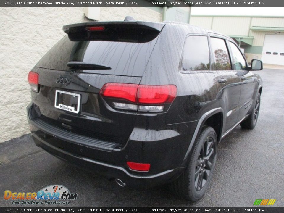 2021 Jeep Grand Cherokee Laredo 4x4 Diamond Black Crystal Pearl / Black Photo #3