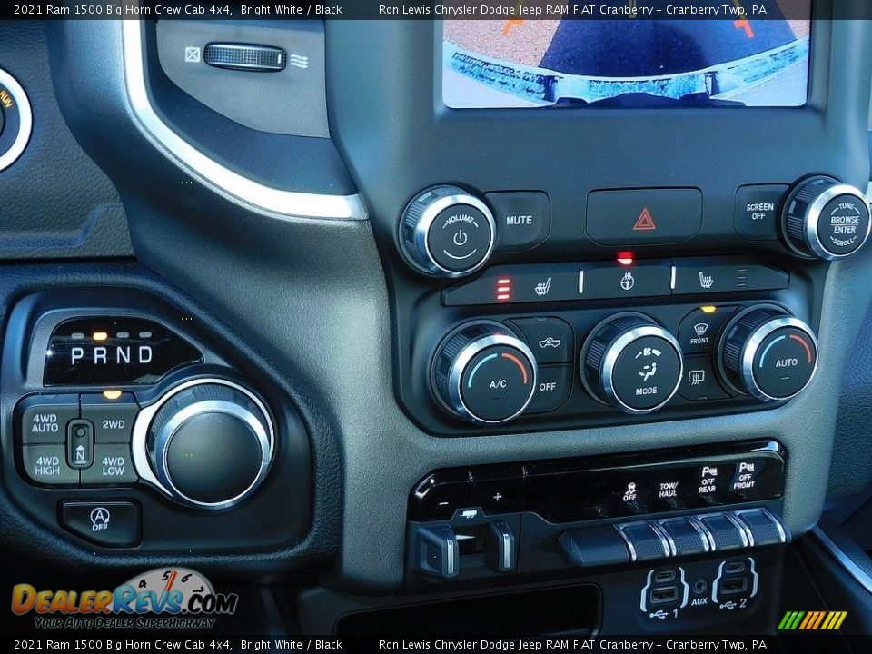 2021 Ram 1500 Big Horn Crew Cab 4x4 Bright White / Black Photo #18