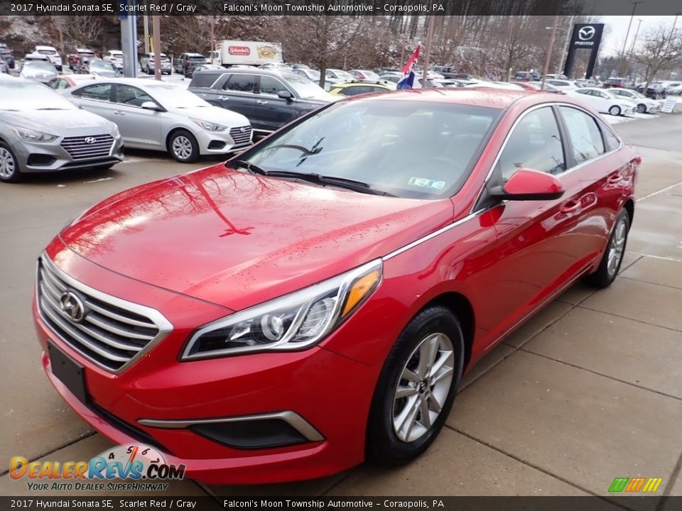 2017 Hyundai Sonata SE Scarlet Red / Gray Photo #7