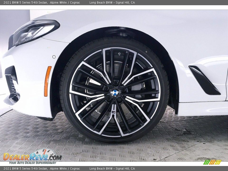 2021 BMW 5 Series 540i Sedan Alpine White / Cognac Photo #13