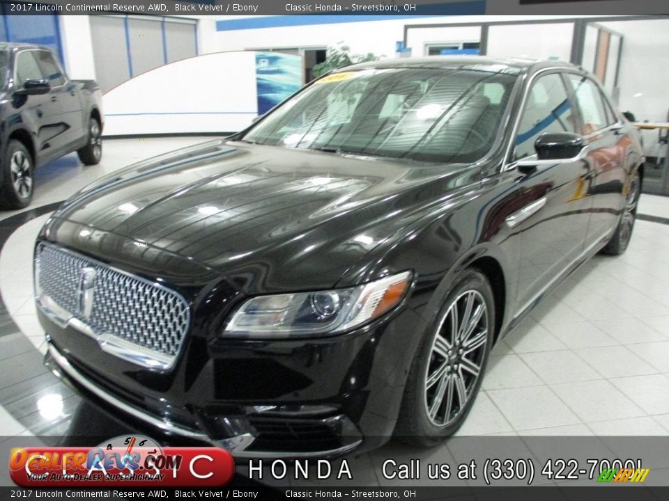 2017 Lincoln Continental Reserve AWD Black Velvet / Ebony Photo #1