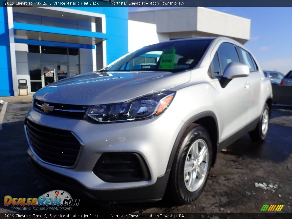 2019 Chevrolet Trax LS Silver Ice Metallic / Jet Black Photo #2