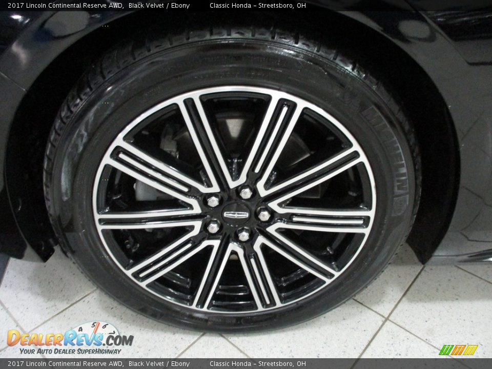 2017 Lincoln Continental Reserve AWD Wheel Photo #12