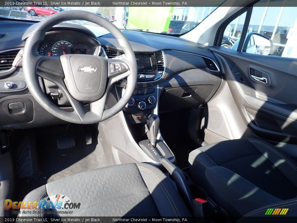 2019 Chevrolet Trax LS Silver Ice Metallic / Jet Black Photo #22