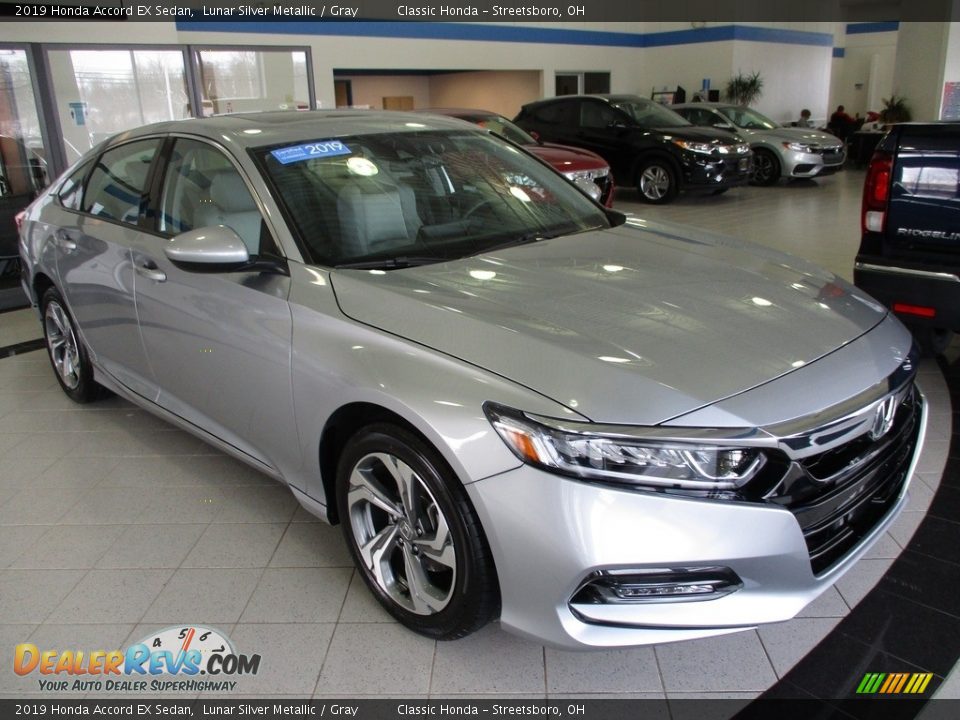 2019 Honda Accord EX Sedan Lunar Silver Metallic / Gray Photo #3