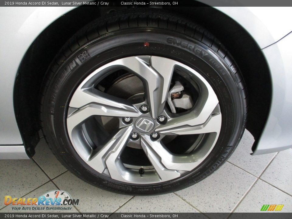 2019 Honda Accord EX Sedan Lunar Silver Metallic / Gray Photo #5
