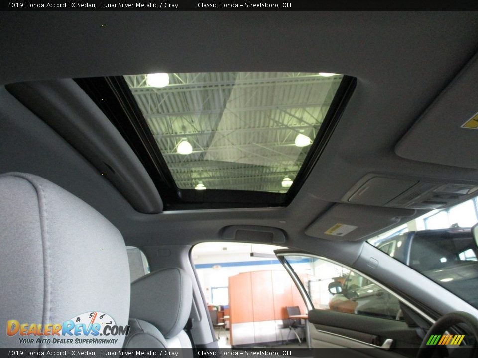 2019 Honda Accord EX Sedan Lunar Silver Metallic / Gray Photo #17