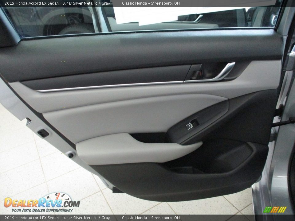 2019 Honda Accord EX Sedan Lunar Silver Metallic / Gray Photo #23