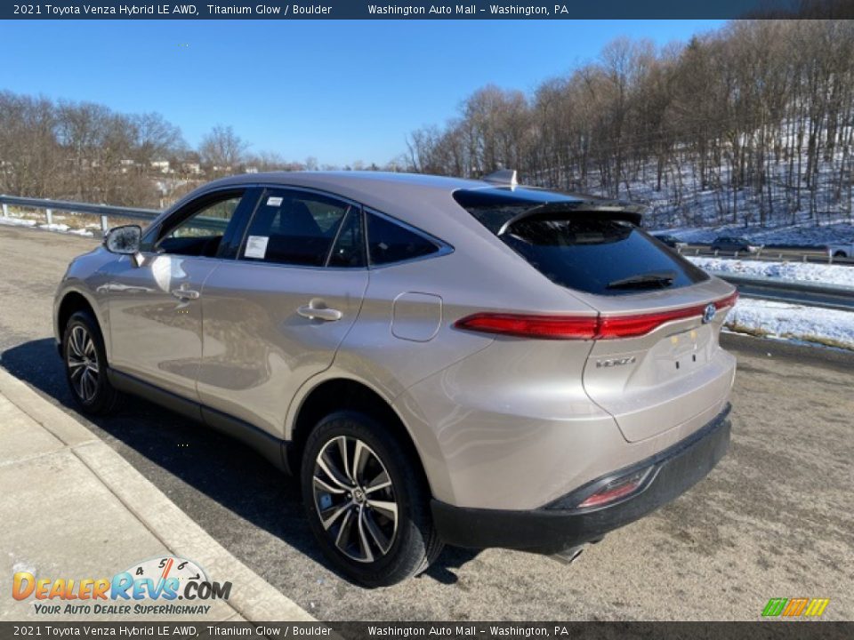 2021 Toyota Venza Hybrid LE AWD Titanium Glow / Boulder Photo #2