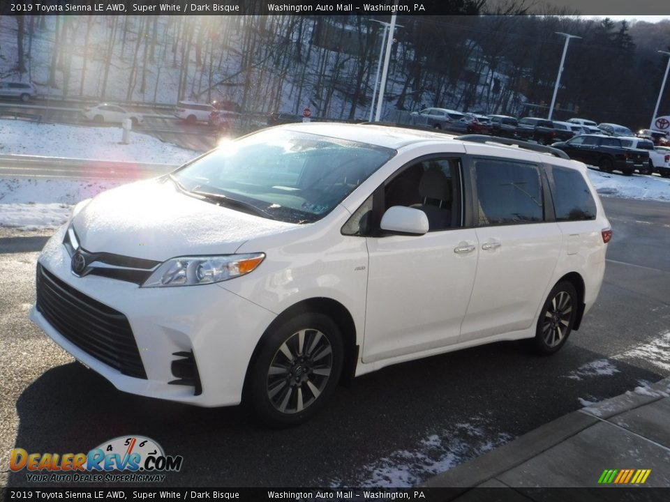 2019 Toyota Sienna LE AWD Super White / Dark Bisque Photo #11