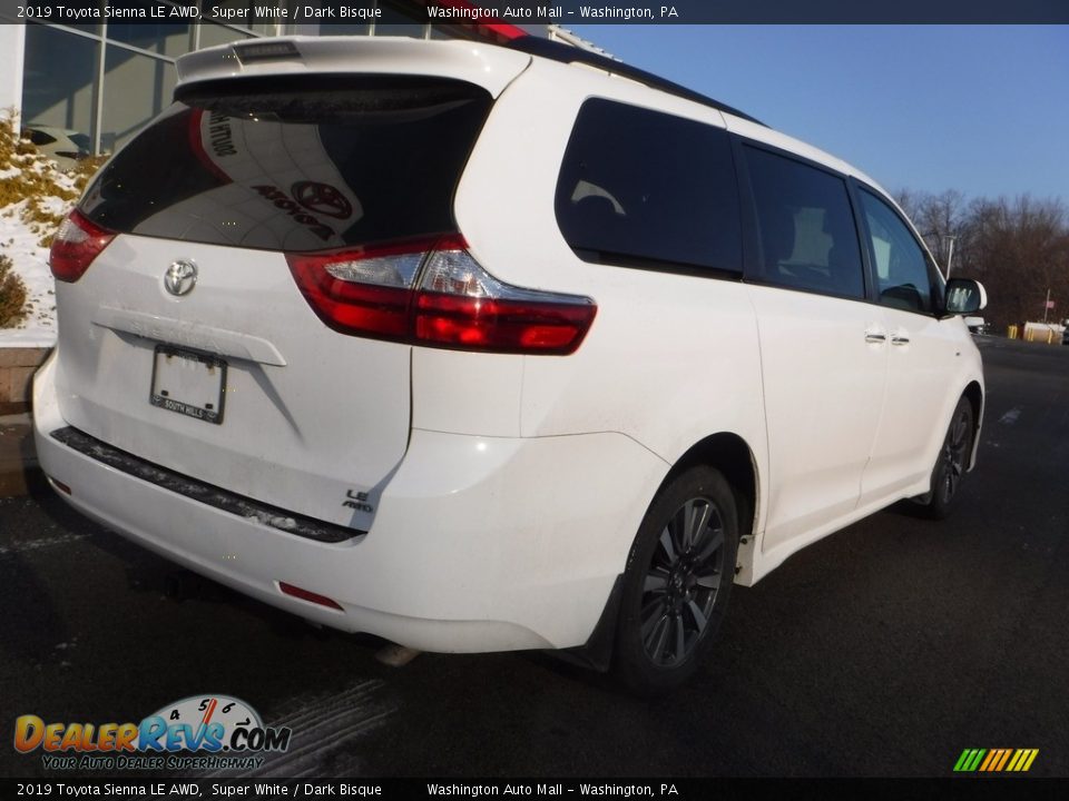 2019 Toyota Sienna LE AWD Super White / Dark Bisque Photo #14