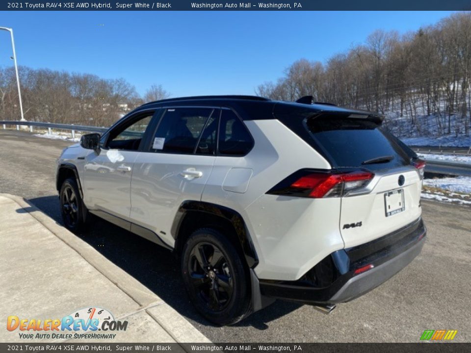 2021 Toyota RAV4 XSE AWD Hybrid Super White / Black Photo #2