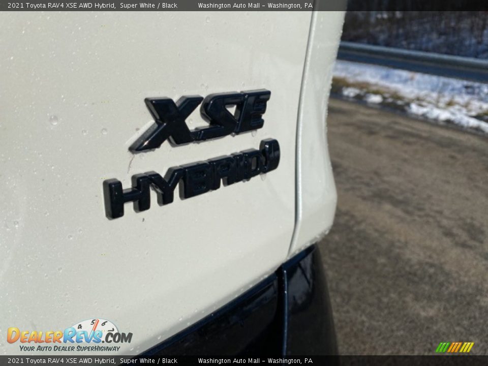 2021 Toyota RAV4 XSE AWD Hybrid Super White / Black Photo #24