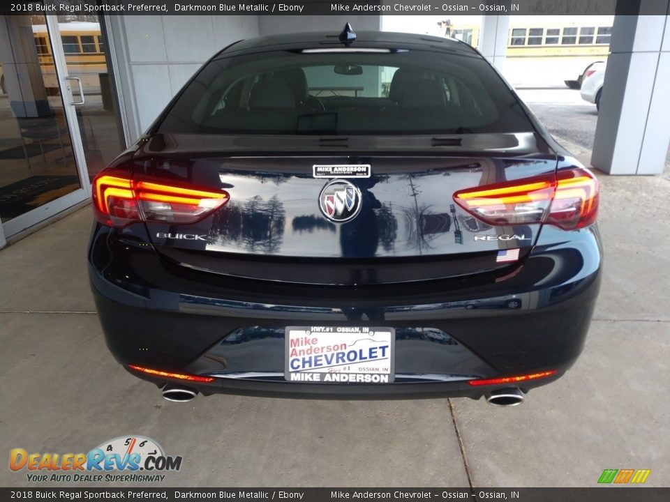 2018 Buick Regal Sportback Preferred Darkmoon Blue Metallic / Ebony Photo #5