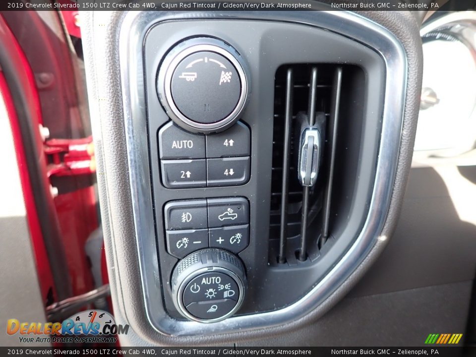 2019 Chevrolet Silverado 1500 LTZ Crew Cab 4WD Cajun Red Tintcoat / Gideon/Very Dark Atmosphere Photo #21