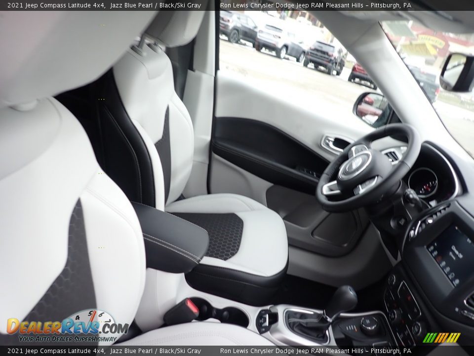 2021 Jeep Compass Latitude 4x4 Jazz Blue Pearl / Black/Ski Gray Photo #10
