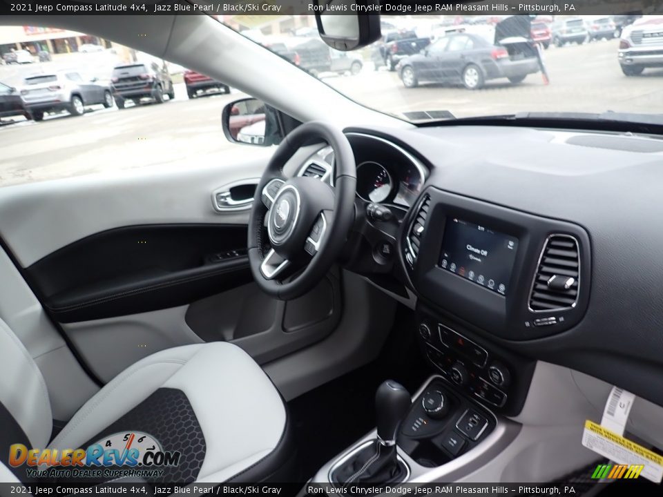 2021 Jeep Compass Latitude 4x4 Jazz Blue Pearl / Black/Ski Gray Photo #11
