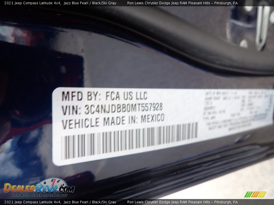 2021 Jeep Compass Latitude 4x4 Jazz Blue Pearl / Black/Ski Gray Photo #15