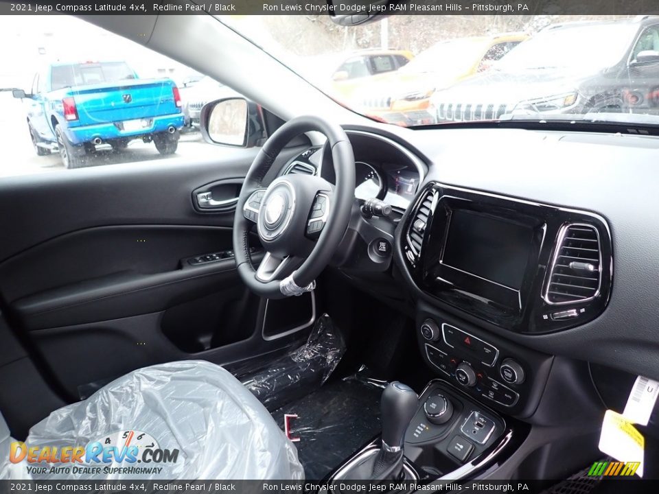 2021 Jeep Compass Latitude 4x4 Redline Pearl / Black Photo #10