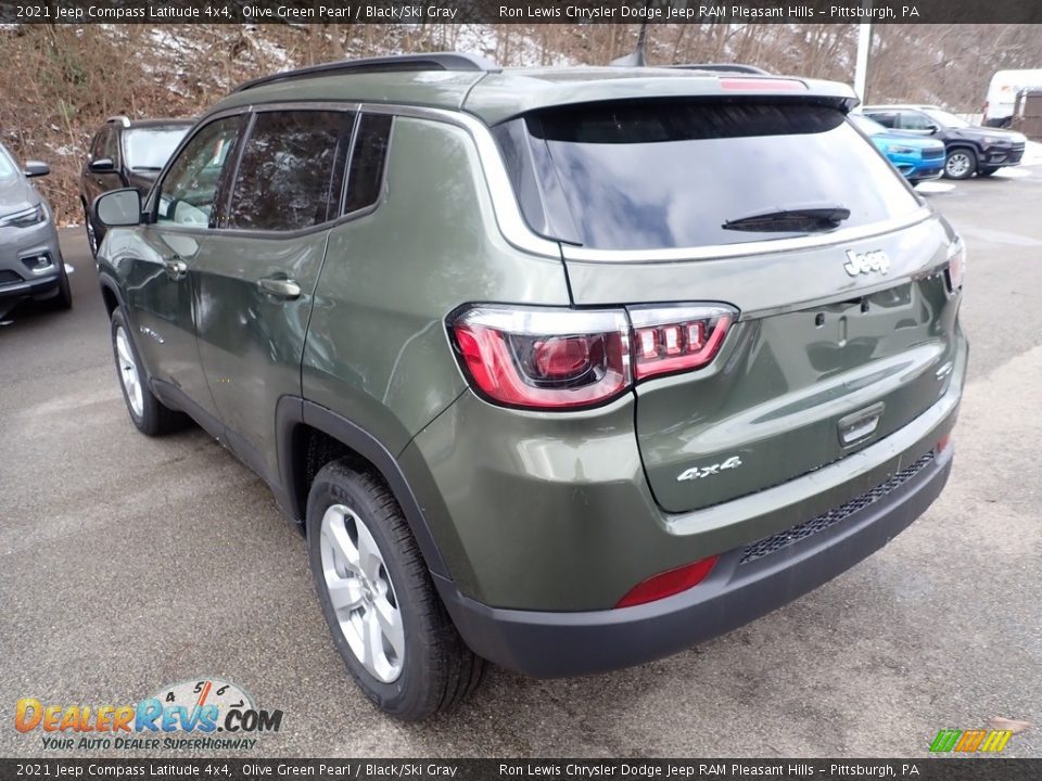 2021 Jeep Compass Latitude 4x4 Olive Green Pearl / Black/Ski Gray Photo #4