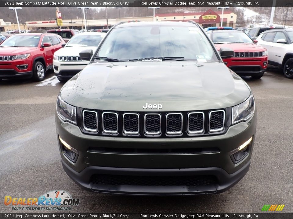 2021 Jeep Compass Latitude 4x4 Olive Green Pearl / Black/Ski Gray Photo #8