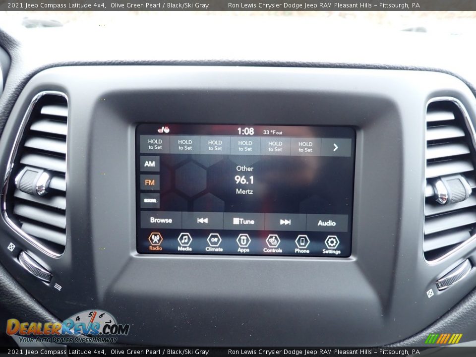 2021 Jeep Compass Latitude 4x4 Olive Green Pearl / Black/Ski Gray Photo #15