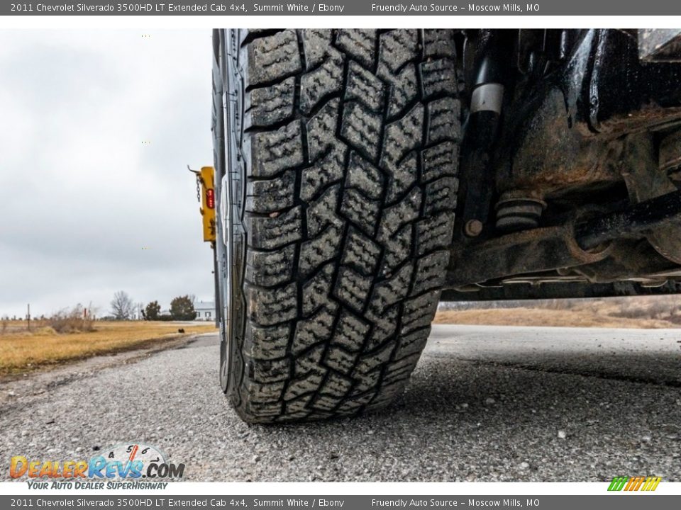 2011 Chevrolet Silverado 3500HD LT Extended Cab 4x4 Summit White / Ebony Photo #16